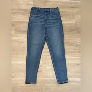 American Eagle Curvy Super High Rise Jeggings